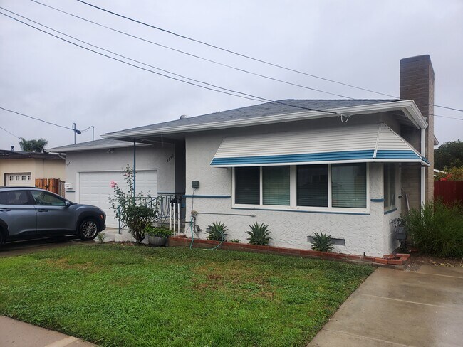 Building Photo - 5051 63rd St