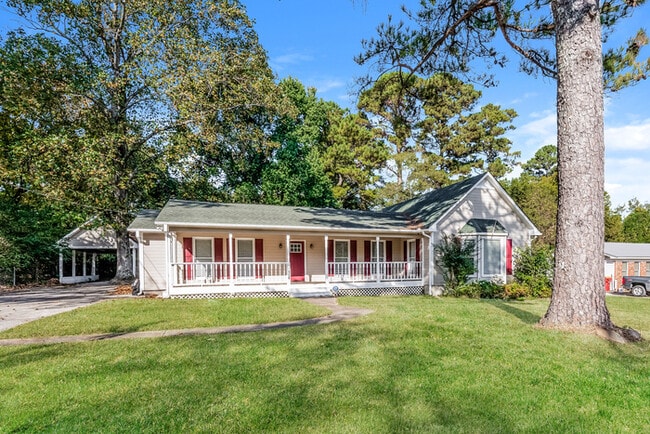 Building Photo - 6950 Heather Ln