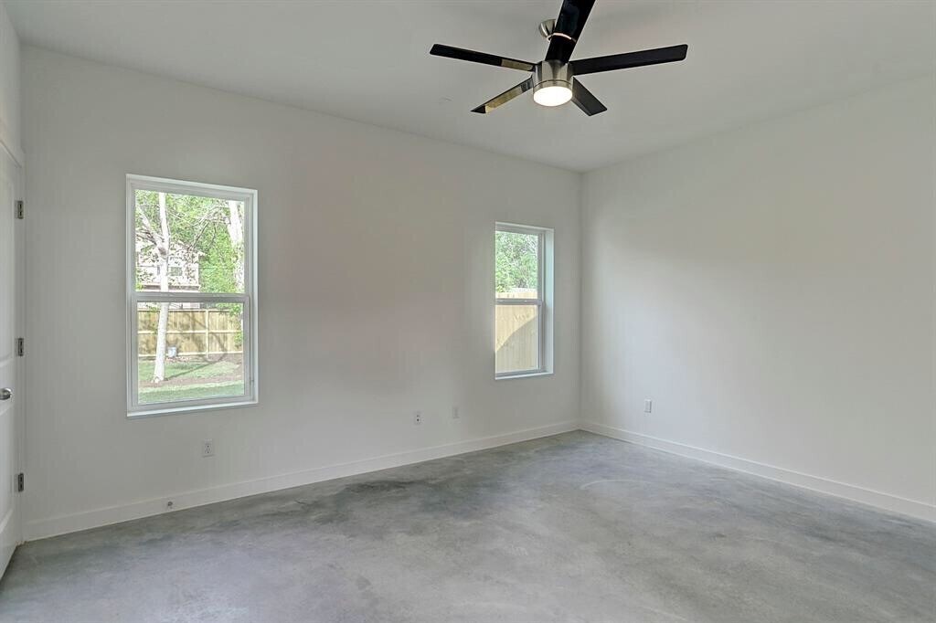 Foto del edificio - 6712 Cohn St