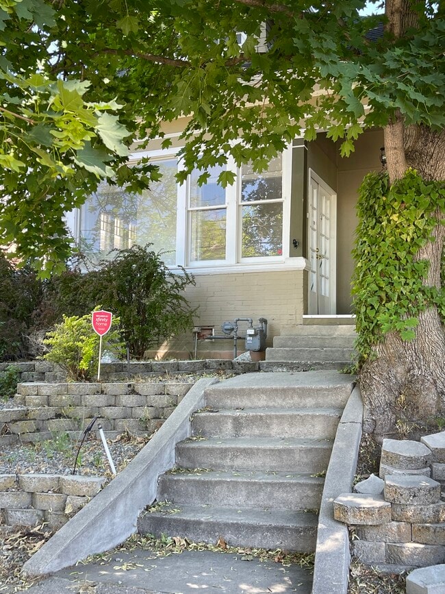Front of House - 777 E 4th Ave