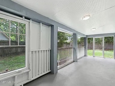 Side porch - 10388 Arrow Bluff Ct