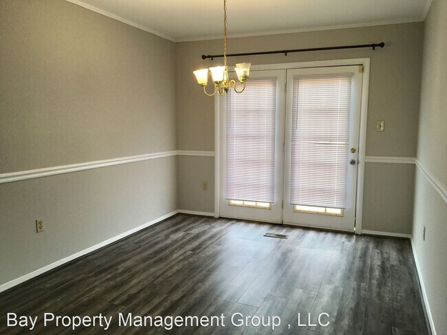 Foto del edificio - 3 br, 2.5 bath House - 5 Heather Hill Rd