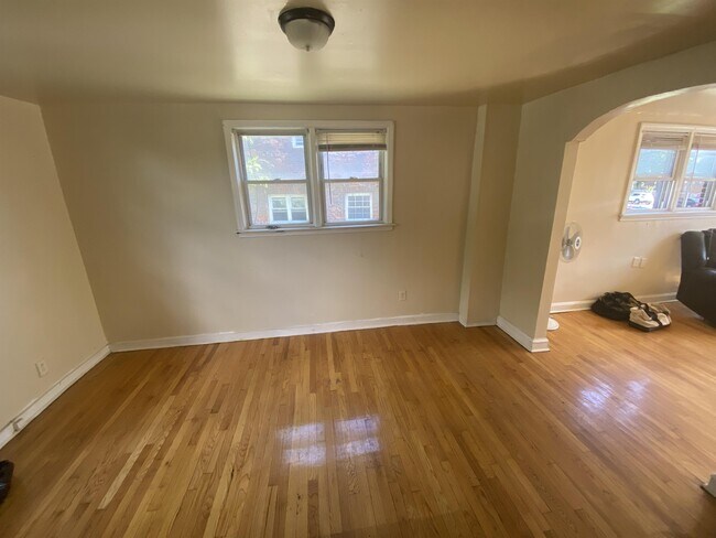 Building Photo - 1564 Park Blvd
