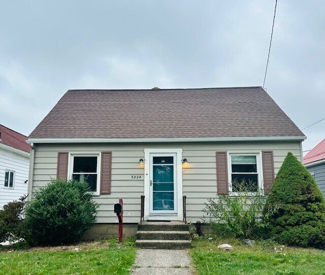 Foto principal - 3224 French St