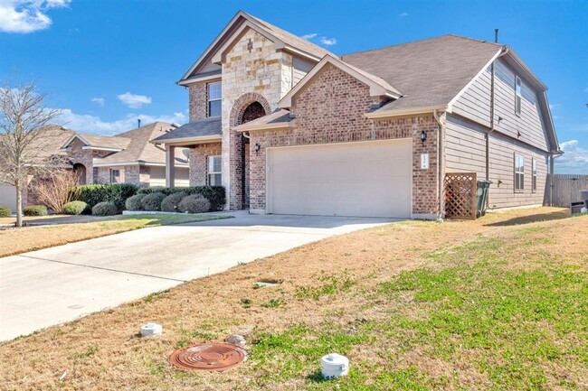 Building Photo - 131 Desert Rose Dr