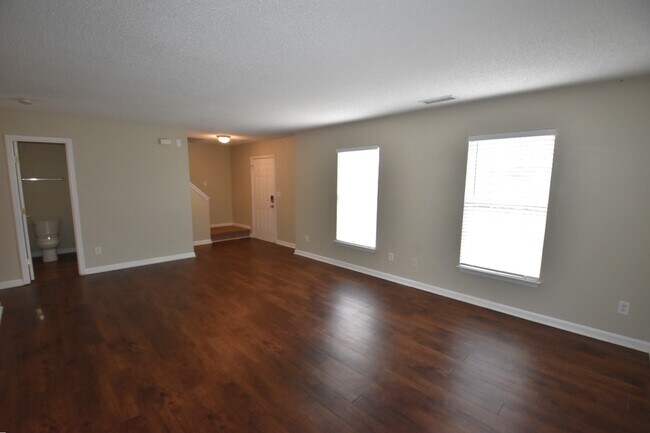 Foto del edificio - 2074 Chapel Creek Rd SW