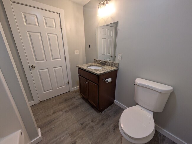 Foto del edificio - 212 Wareham St