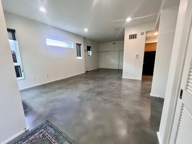 Foto del edificio - 2445 SE Ankeny St