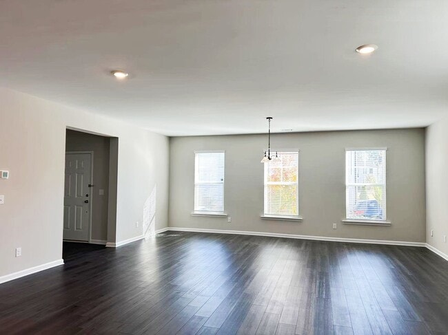 Foto del edificio - 4372 Grosbeak Dr