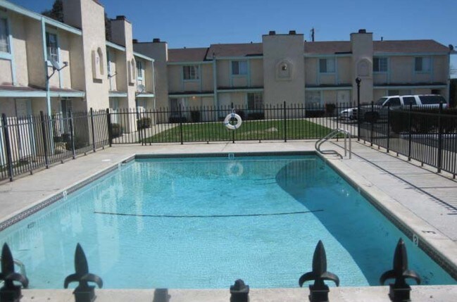 Building Photo - Palmdale Villa Apartments Bldg 2