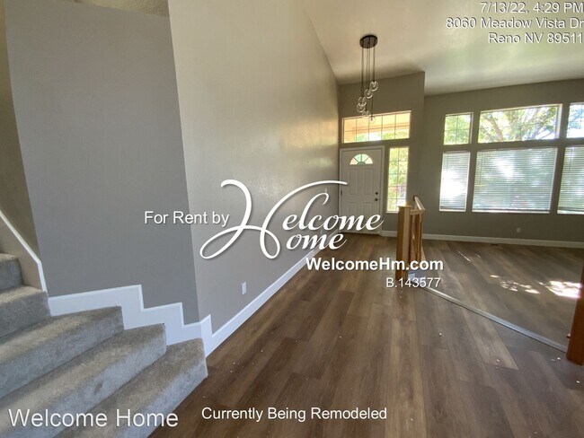 Foto del edificio - 5 br, 3 bath House - 8060 Meadow Vista Drive