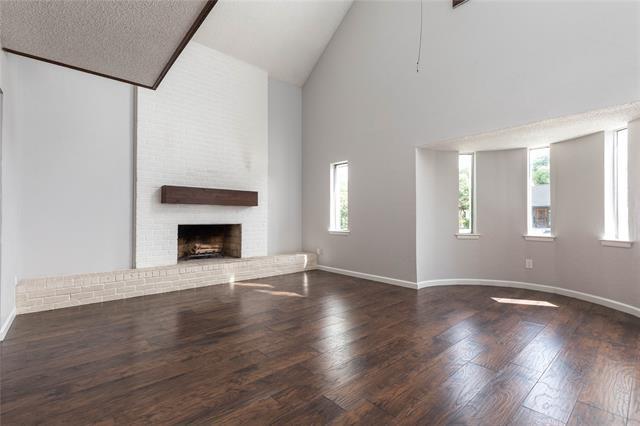 Building Photo - 2225 Park Hill Dr