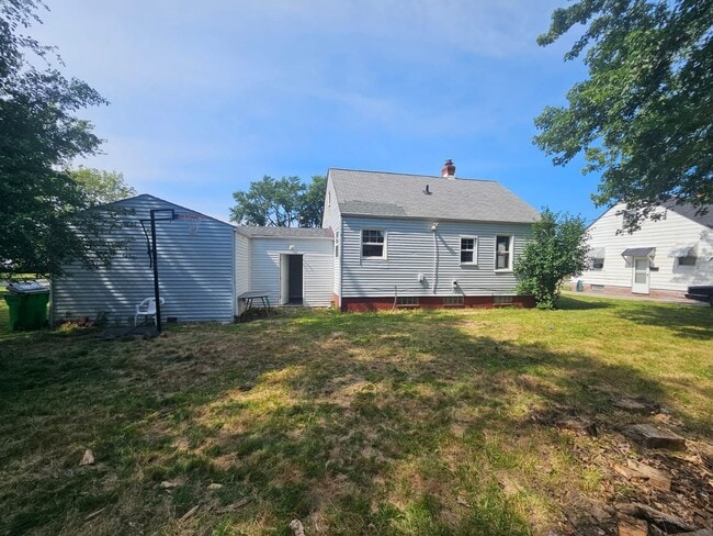 Building Photo - 20630 Morris Ave