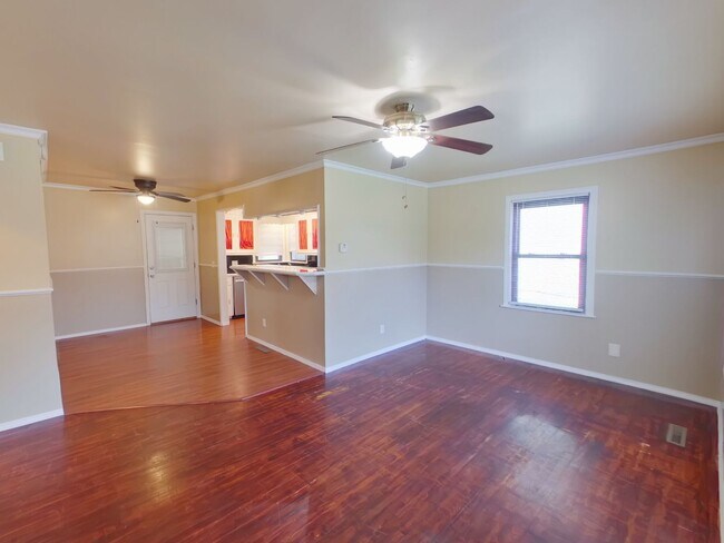 Building Photo - 2257 S Minneapolis St