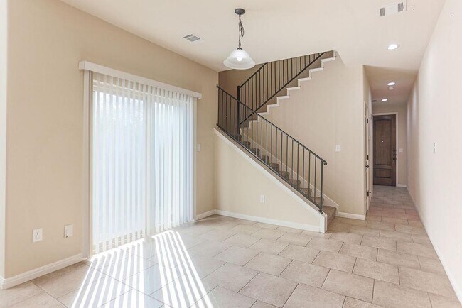 Building Photo - 1202 Morrow St