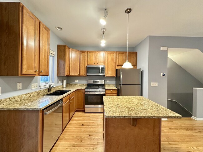 Foto del edificio - 3224 N Kilbourn Ave