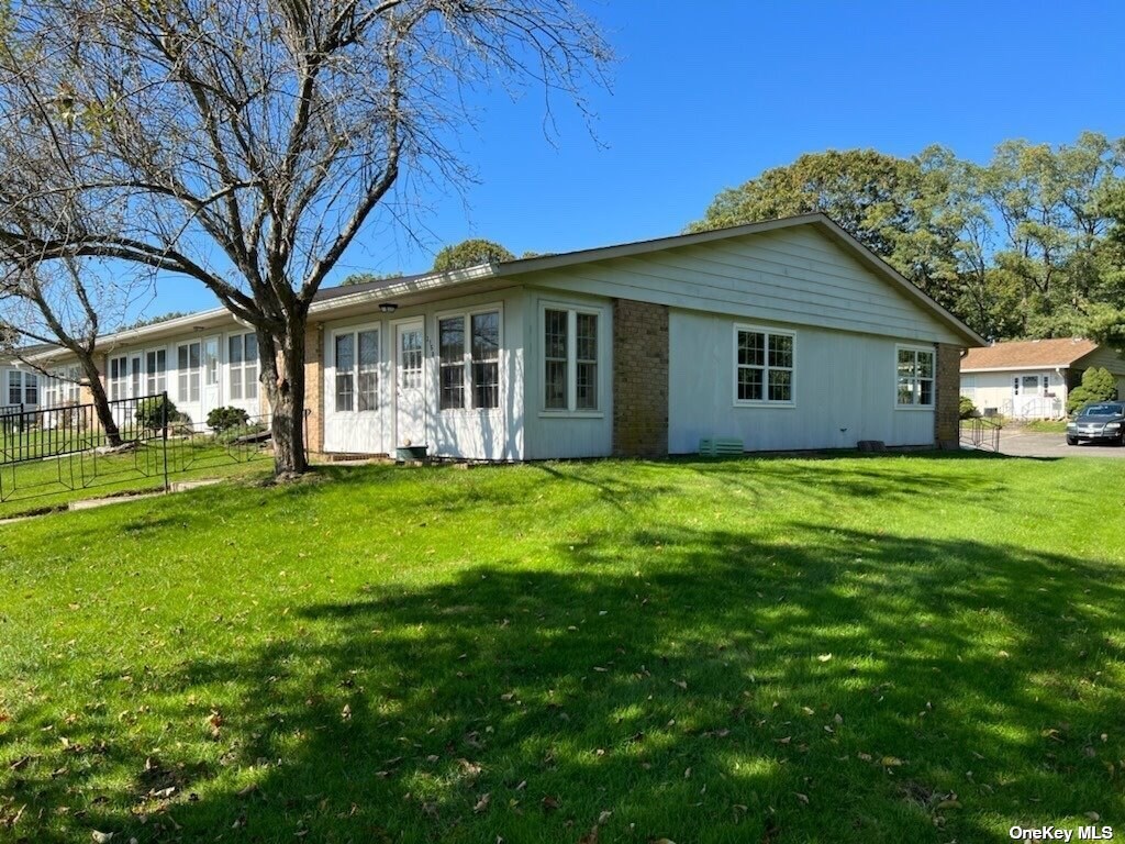 275 Berwick Ct Unit D, Ridge, NY 11961 Condo for Rent in Ridge, NY