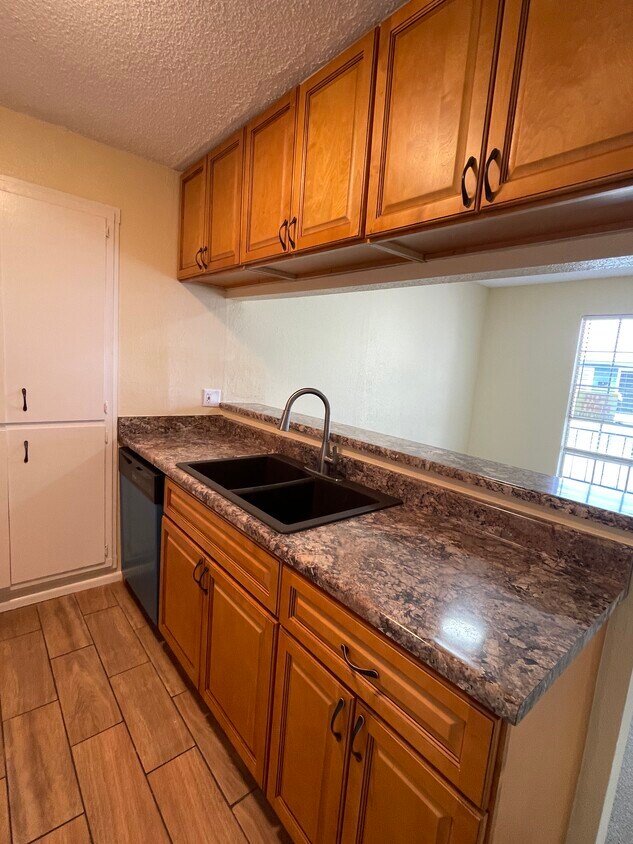 Foto principal - 724 S 1st St