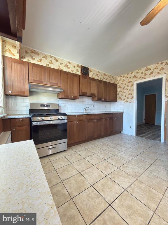 Foto del edificio - 441 E Cheltenham Ave