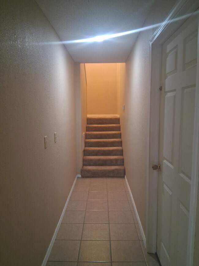 Foto del edificio - 65400 E 250 Rd