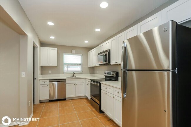 Foto del edificio - 2482 69th Ave S