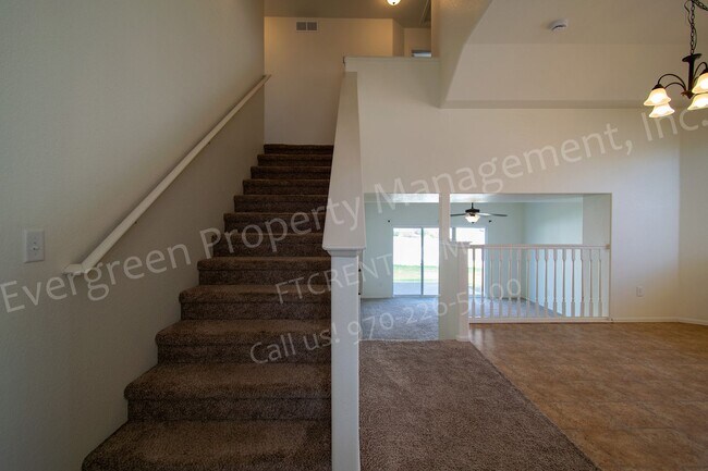 Foto del edificio - 3 bedroom 2.5 bathroom home with beautiful...