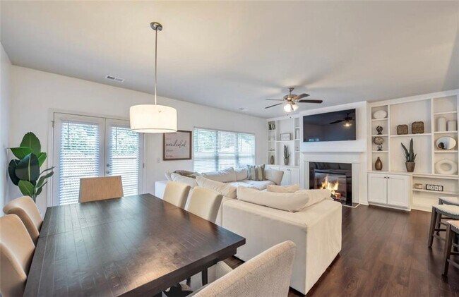 Foto del edificio - 378 Mulberry Row