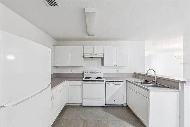 Foto del edificio - 8818 Grand Palms Cir