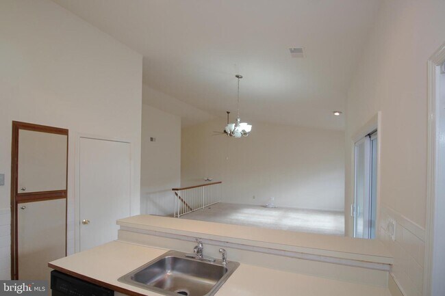 Foto del edificio - 12893 Grays Pointe Rd