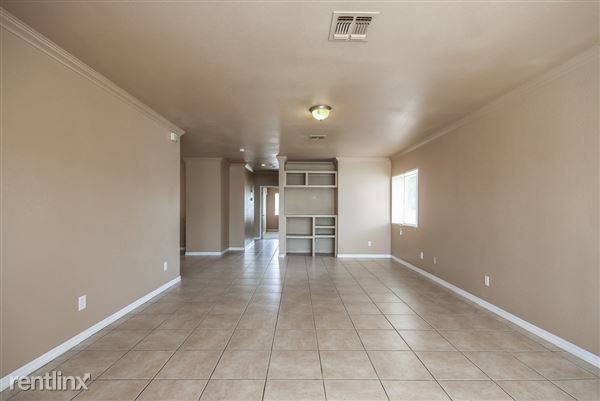 Building Photo - 12521 W Statler St