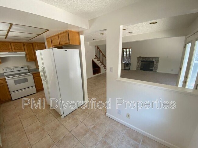 Building Photo - 6341 Moon Ridge Terrace