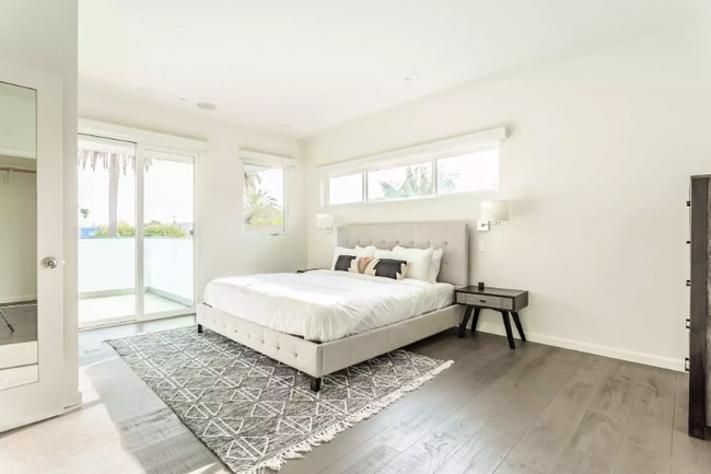 Building Photo - 611 Flower Ave