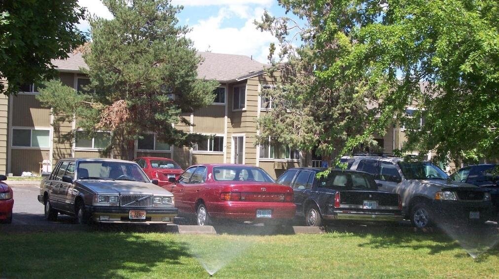 Pinewood Apartments Bend, OR