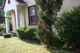 Primary Photo - 247 Oak Hill Rd