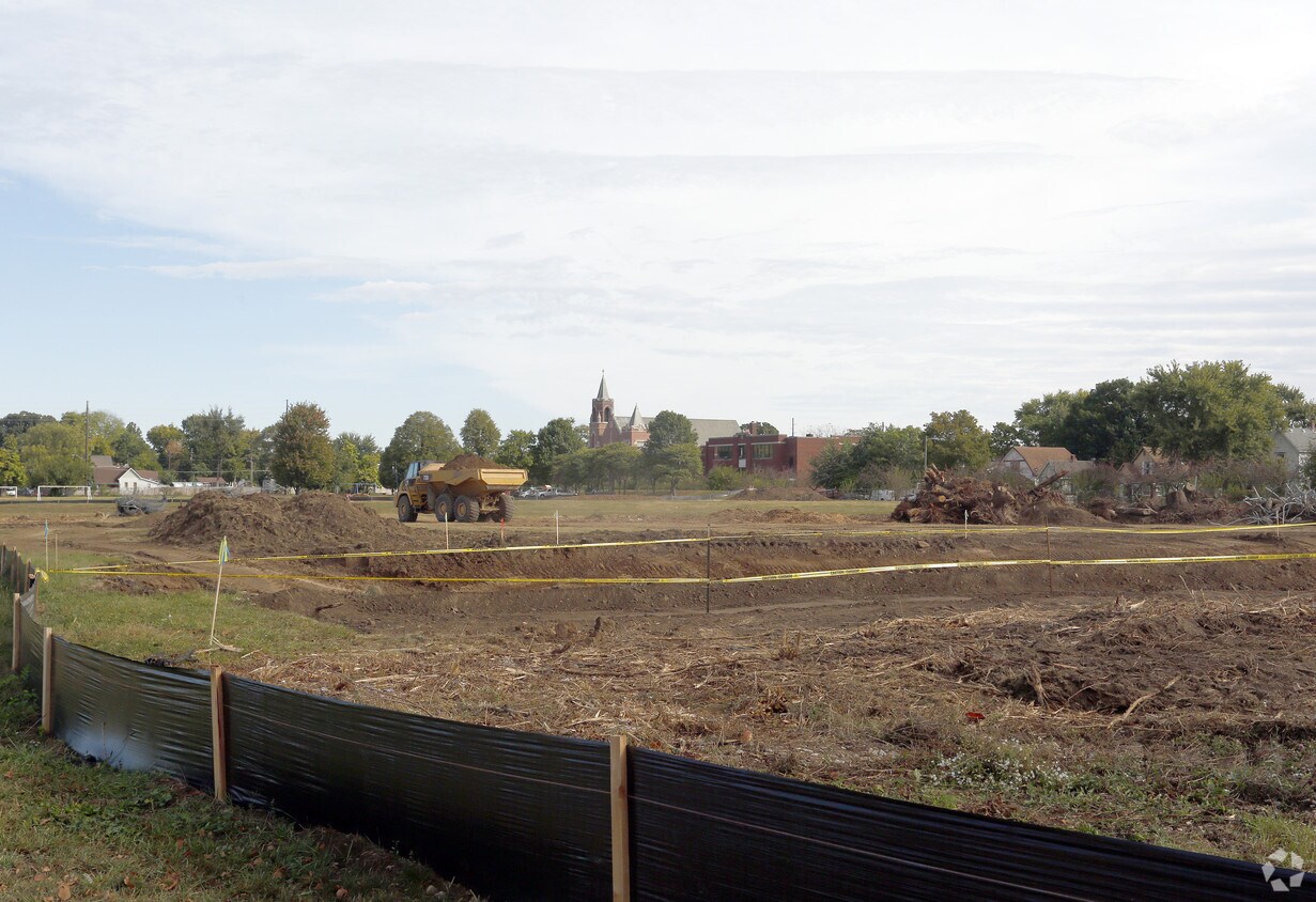 Building Photo - The Retreat on Washington - Phase II