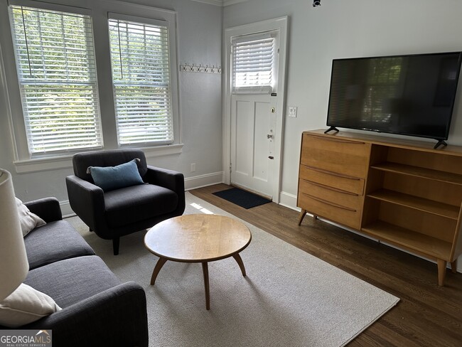 Building Photo - 1136 Lanier Blvd NE