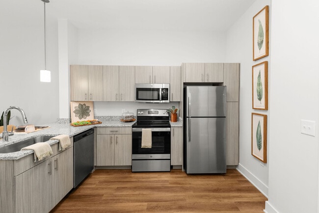 Building Photo - NOVI at Concord