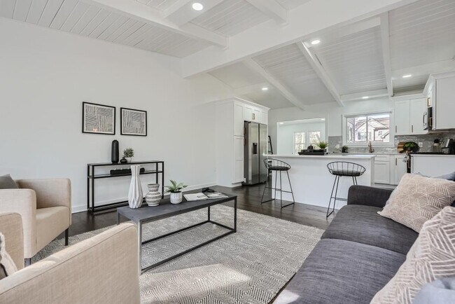 Foto del edificio - 2138 Drew Valley Rd NE