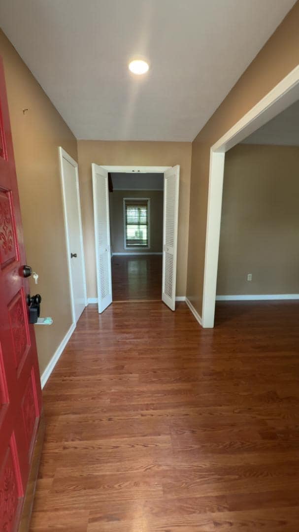 Foto del edificio - 157 Fern Valley Rd