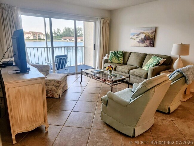 Foto del edificio - 4436 NE Ocean Blvd