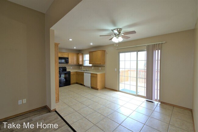 Foto del edificio - 4 br, 2 bath House - 946 S Canyon Ln