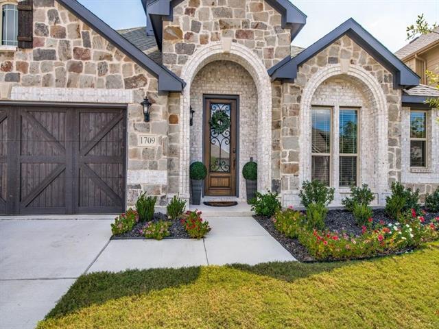 Building Photo - 1709 Budino Dr