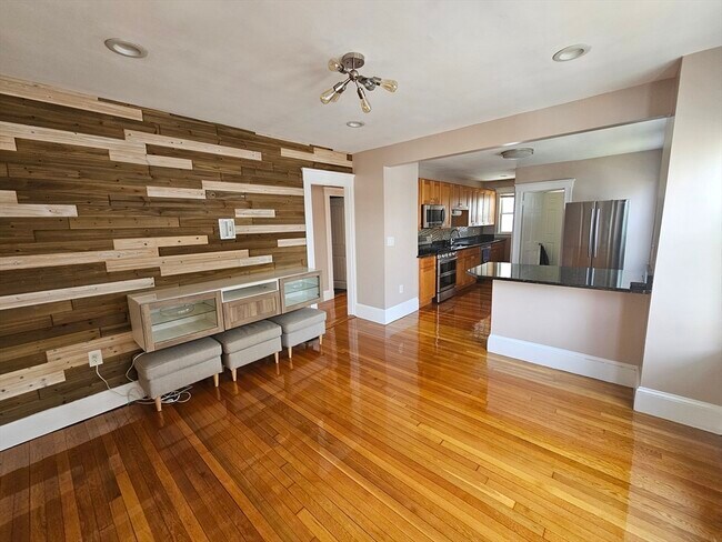 Foto del edificio - 95 Wilmington Ave