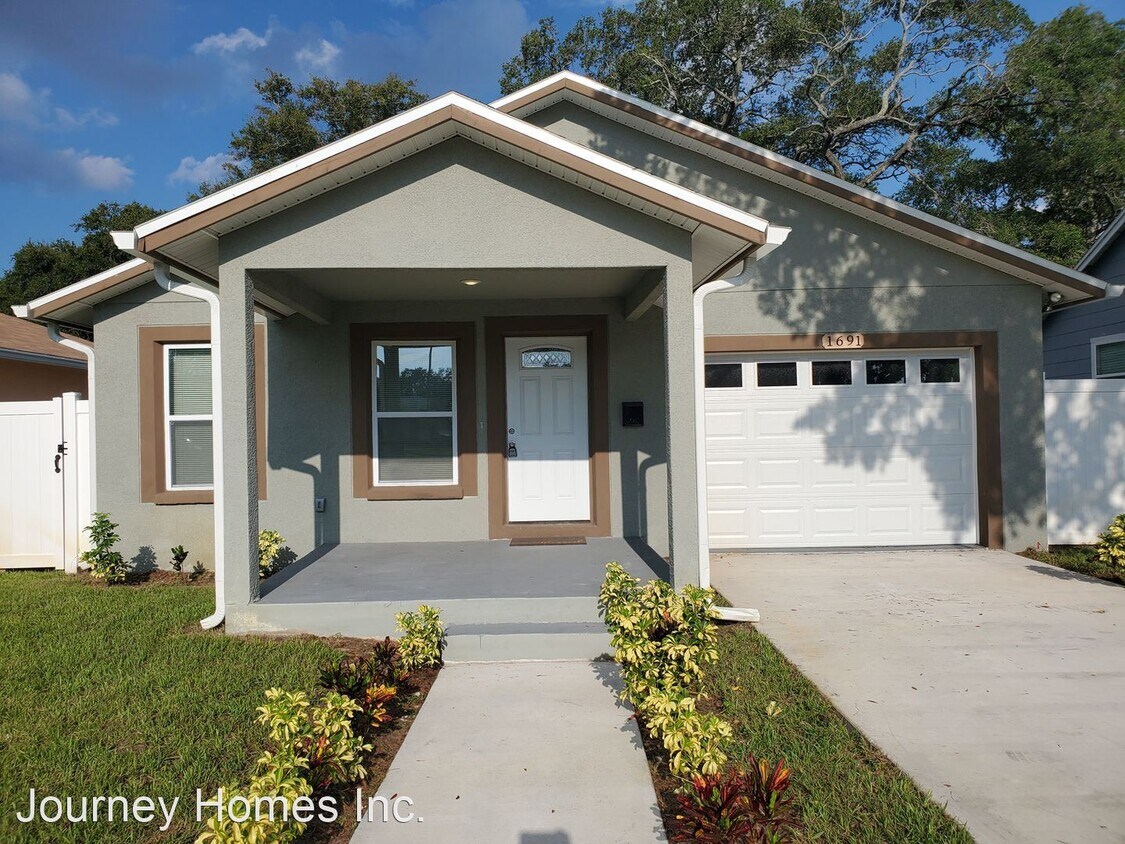 Foto principal - 3 br, 2 bath House - 1691 12th Street South