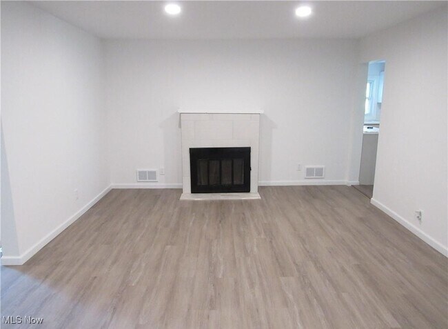 Foto del edificio - 5265 W 149th St