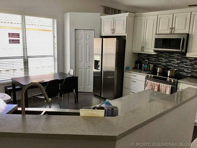 Foto del edificio - 14272 NW 18th Ct
