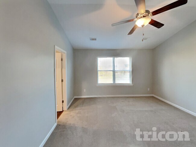 Building Photo - 3719 Burdette Wy.