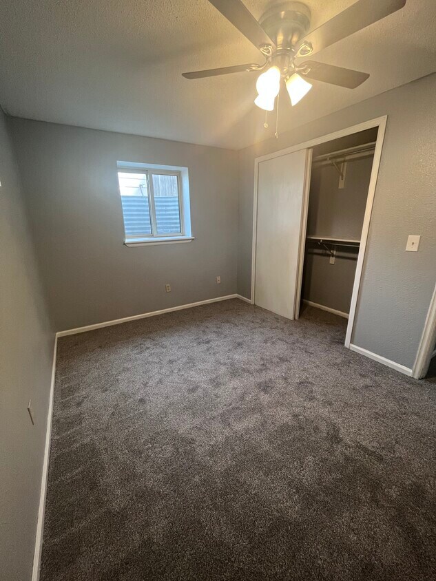 Dormitorio - 2618 S Lewiston St
