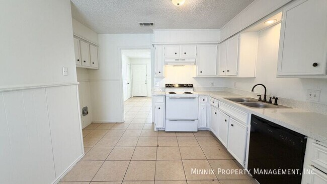 Foto del edificio - 5716 Brownfield Dr