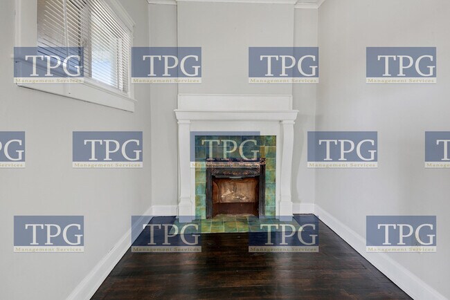 Foto del edificio - 573 S Crescent Ave